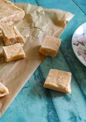 A picture of Scottish Tablet.