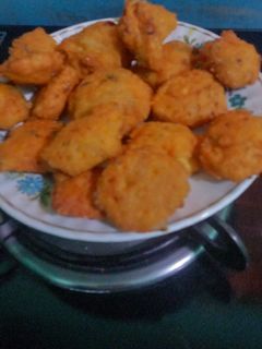 মাছের ডিমের বড়া(Machher dimer bora recipe in bengali) রেসিপির প্রধান ছবি