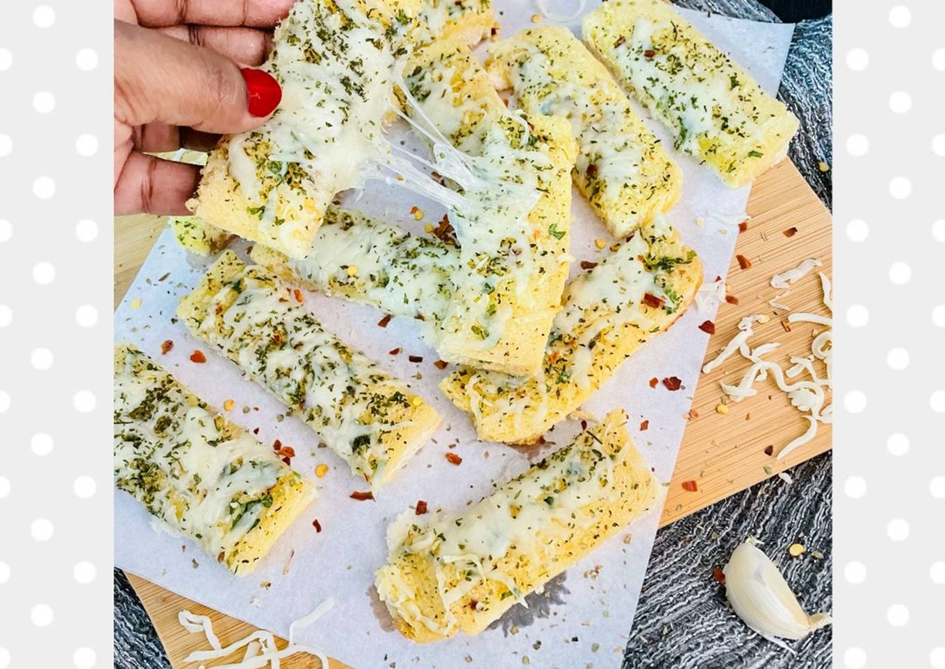 Garlic Cheese Breadsticks