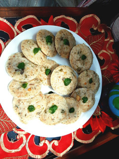 सेवई इडली(sevai idli recipe in hindi) रेसिपी मुख्य फोटो