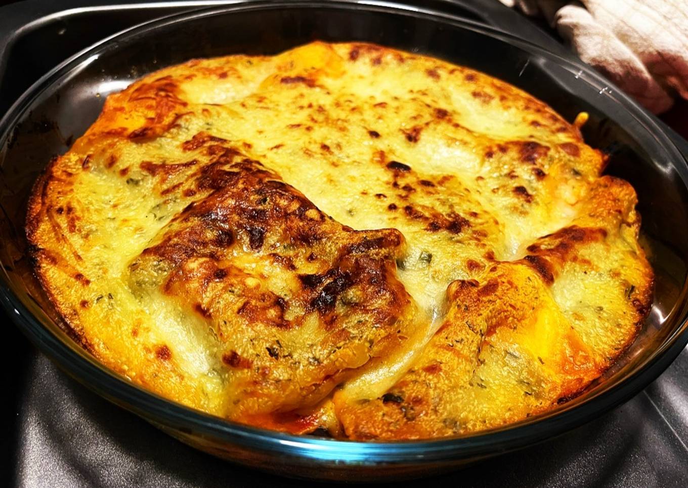 Lasaña de verduras y bacon con bechamel de albahaca y mucho queso 🧀 🌿 🤪🤪🌿🧀