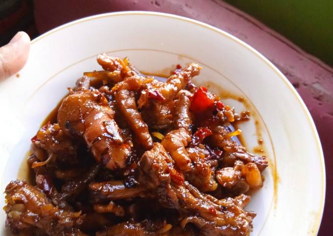 Ceker ayam kecap pedas spesial Anak kost