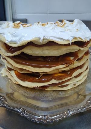 Una foto de Torta rogel fácil