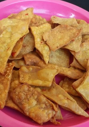 A picture of Spicy crackers.