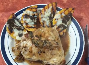 Una foto de Pollo al oreganato con calabaza - Gluten Free