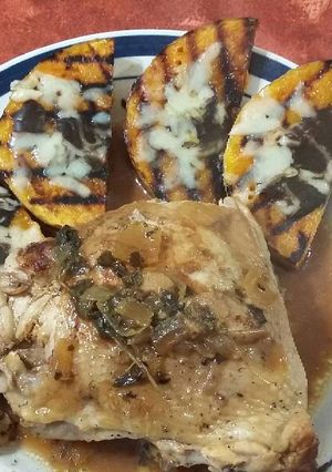 Una foto de Pollo al oreganato con calabaza - Gluten Free
