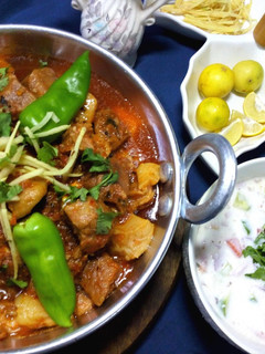 A picture of Beef achari karhai.