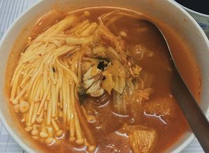 Hình của món Canh kim chi (Eat Clean).