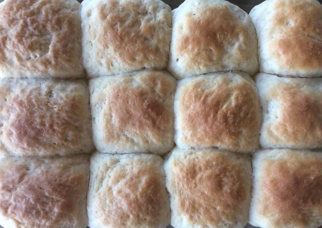 Grandma's Hot Rolls