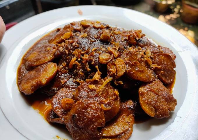 Semur jengkol pedes manis simpleee.