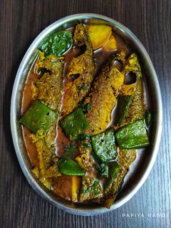 শিম আলু দিয়ে পার্শে মাছের তেল ঝোল (shim aloo diye parshe macher jhol recipe in Bengali) রেসিপির প্রধান ছবি