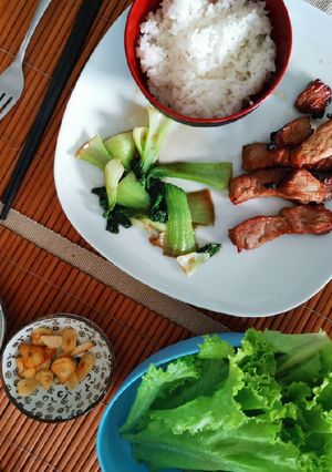 A picture of Grilled Korean bbq wraps.