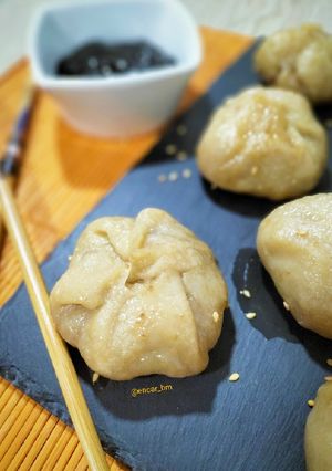 Una foto de Dumplings chinos caseros de vacuno y cerdo