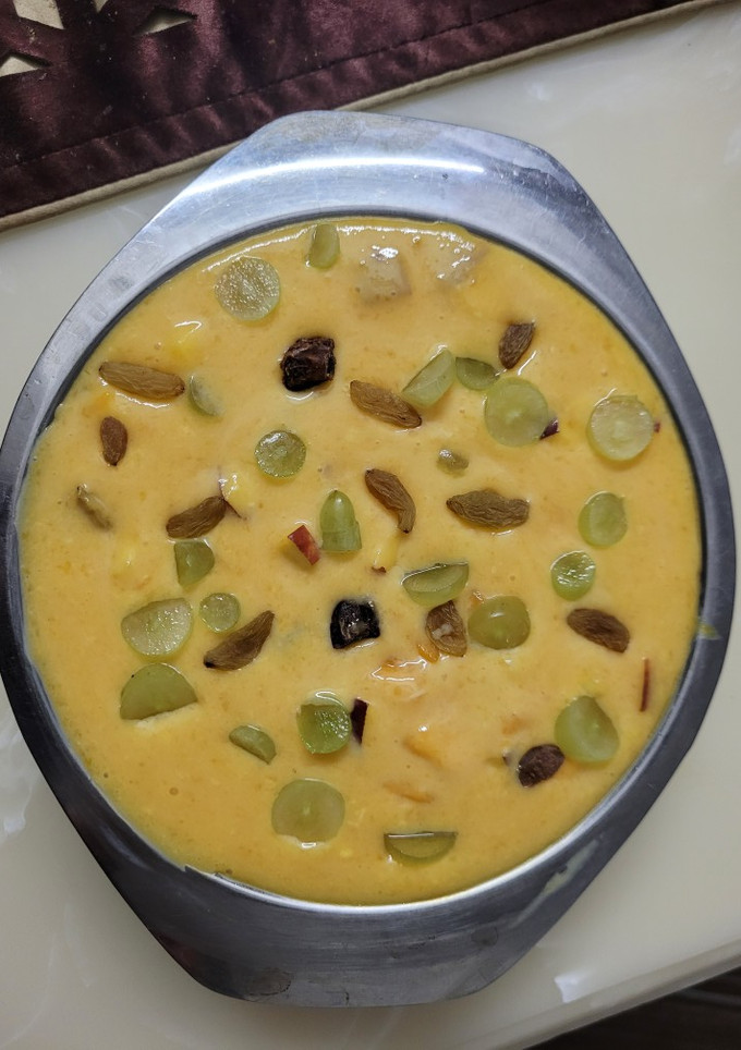 मैंगो फ्रूट कस्टरड वनीला फ्लेवर रेसिपी मुख्य फोटो
