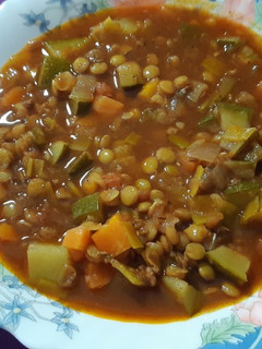 Una foto de Lentejas con verduras