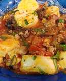 Đậu trứng sốt thịt bằm, cà chua