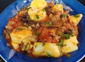 Hình của món Đậu trứng sốt thịt bằm, cà chua.