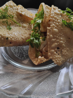A picture of Papad Cone Salad 😋.