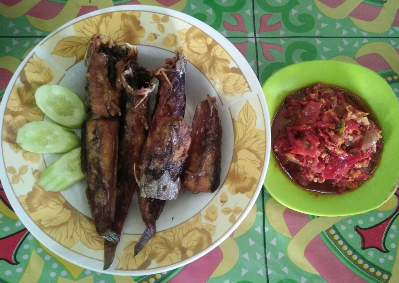 Lele goreng sambal terasi
