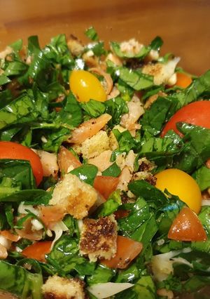 Una foto de Ensalada de salmón ahumado
