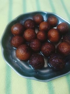 குலோப் ஜாமூன் (Gulab jamun recipe in tamil) செய்முறை முக்கிய புகைப்படம்