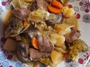 Una foto de menestra de verduras rehogada