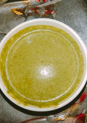 हरी चटनी (Hari chutney recipe in hindi) रेसिपी मुख्य फोटो