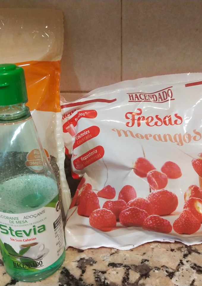 Una foto de Mermelada casera de fresas y chía