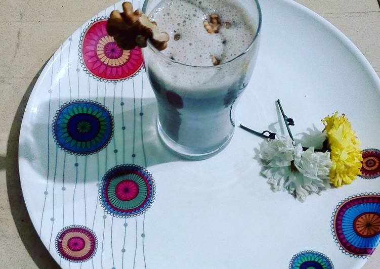 Step-by-Step Guide to Prepare Any-night-of-the-week Walnut Banana Shake