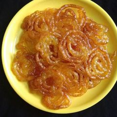 A picture of Aloo jalebi.