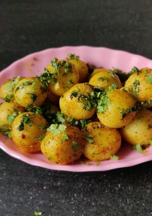 A picture of Suji balls.