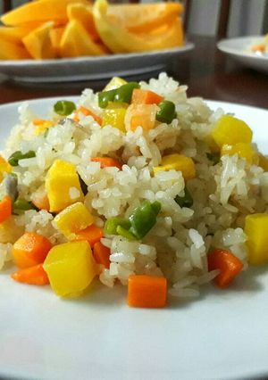 Hình của món Cơm chiên ngũ sắc.