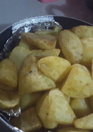 A picture of Roasted potatoes.