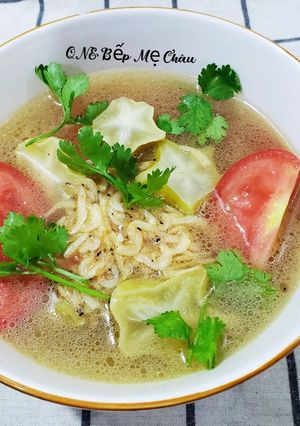 Hình của món Canh ruốc khô nấu khế.