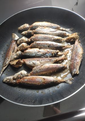 A picture of Fried Galunggong.