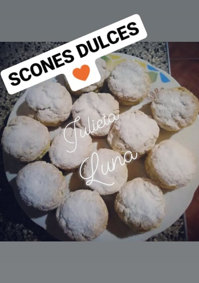 Una foto de Scones Dulces Con Aceite