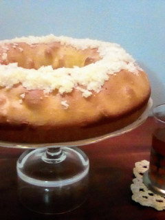 Una foto de Torta simple c/cubierta de coco 🥥