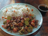 Arroz con salteado mar y tierra