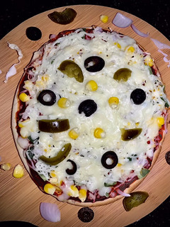 A picture of Veg. Cheese Pizza.
