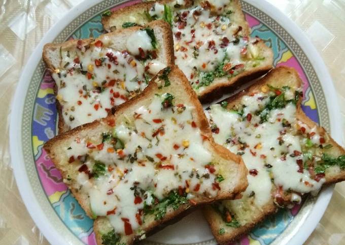 Easiest Way to Prepare Speedy Cheese Garlic bread