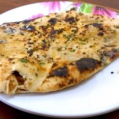 Tandoori Garlic Naan on Tava A picture of Tandoori Garlic Naan on Tava.
