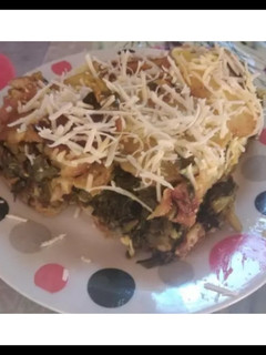 صورة لوصفة فريت اوملت محشي بالسلق (سبانخ) ☘️🍟🥚🧀