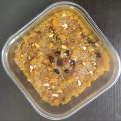 A picture of Babugosha halwa (Indian Pear) 🍐.