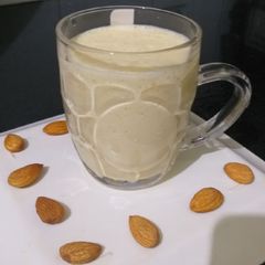 A picture of Mango shake.