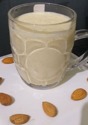 A picture of Mango shake.