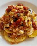 Bacalao esqueixat en salsa de sobrasada y miel con patatas confitadas