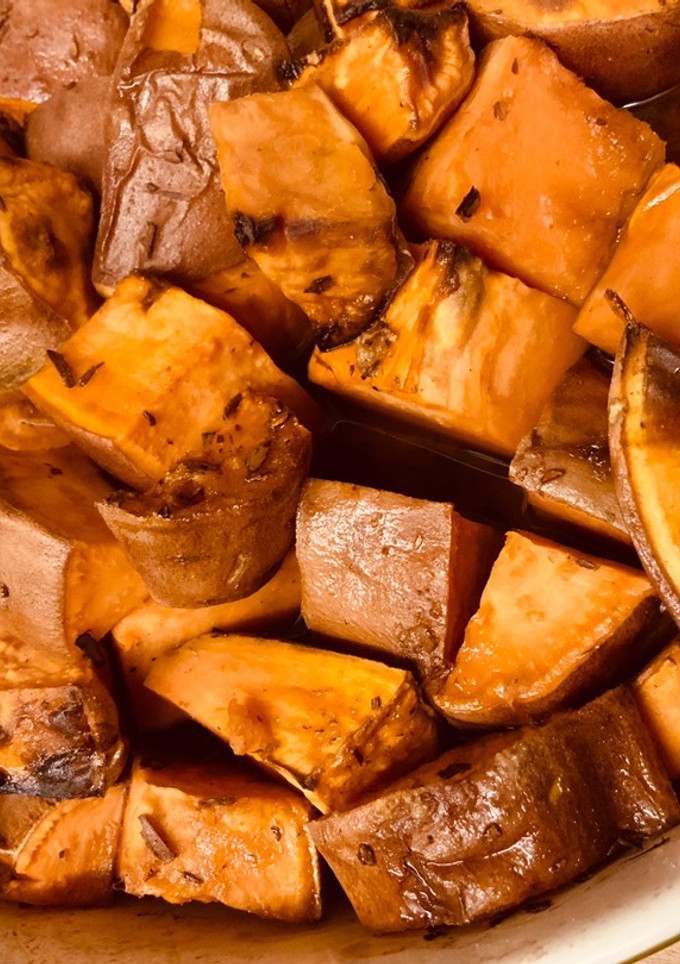 Una foto de Camotes Asados #airfryer #esteañoyococino