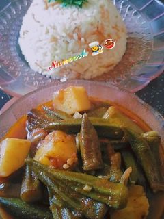 صورة لوصفة بامية بالبطاطا 😋🍲