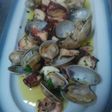 Pulpo con Almejas