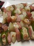 Brochette de ave con arroz pilaf